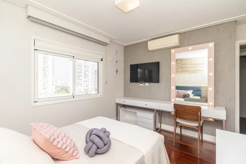 Apartamento com 4 quartos à venda, 310m2 em Santo Amaro, São Paulo - SP - imagem 7 Foto 7 de Apartamento com 4 quartos à venda, 310m2 em Santo Amaro, São Paulo - SP
