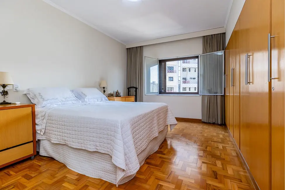Apartamento com 3 quartos à venda, 187m2 em Itaim Bibi, São Paulo - SP - imagem 4 Foto 4 de Apartamento com 3 quartos à venda, 187m2 em Itaim Bibi, São Paulo - SP