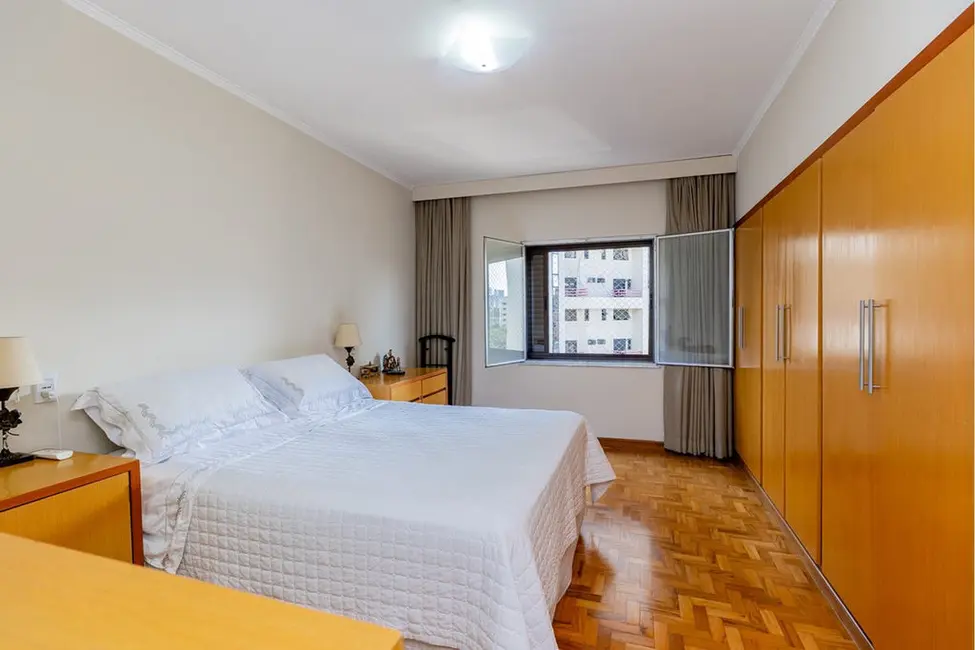 Apartamento com 3 quartos à venda, 187m2 em Itaim Bibi, São Paulo - SP - imagem 3 Foto 3 de Apartamento com 3 quartos à venda, 187m2 em Itaim Bibi, São Paulo - SP