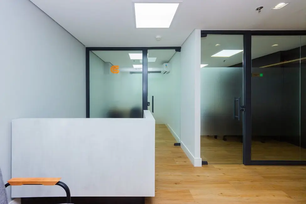 Sala Comercial à venda, 80m2 em Santo Amaro, São Paulo - SP - imagem 1 Foto 1 de Sala Comercial à venda, 80m2 em Santo Amaro, São Paulo - SP