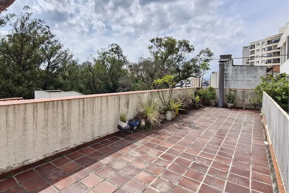 Casa com 6 quartos à venda, 473m2 em Cambuci, São Paulo - SP - imagem 6 Foto 6 de Casa com 6 quartos à venda, 473m2 em Cambuci, São Paulo - SP