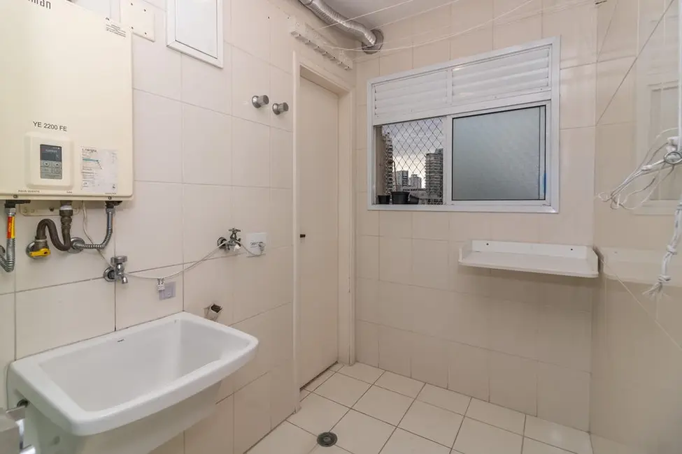 Foto 2 de Apartamento com 2 quartos à venda, 79m2 em Moema, São Paulo - SP