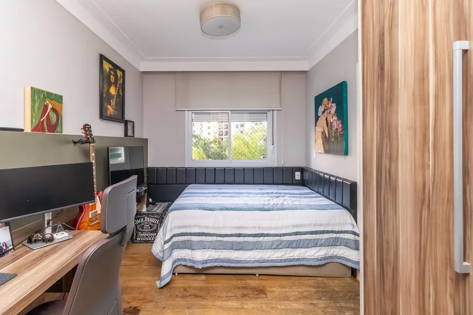 Apartamento com 3 quartos à venda, 200m2 em Campo Belo, São Paulo - SP - imagem 4 Foto 4 de Apartamento com 3 quartos à venda, 200m2 em Campo Belo, São Paulo - SP