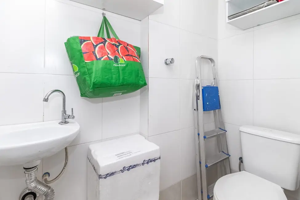 Foto 2 de Apartamento com 2 quartos à venda, 106m2 em Moema, São Paulo - SP