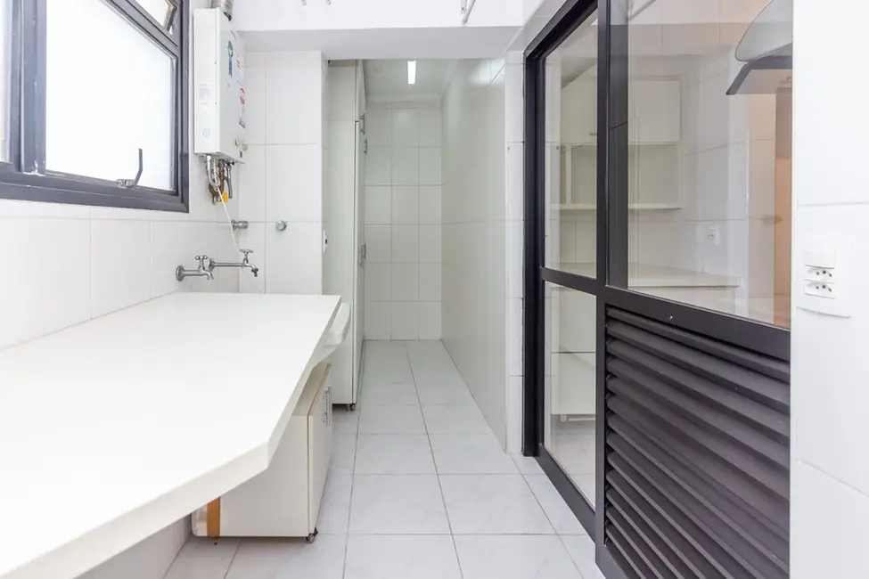 Foto 2 de Apartamento com 3 quartos à venda, 89m2 em Moema, São Paulo - SP