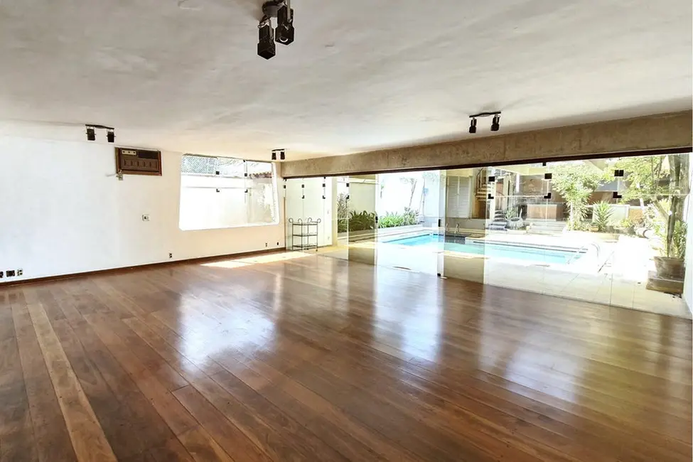 Foto 1 de Casa com 5 quartos à venda, 570m2 em Santo Amaro, São Paulo - SP