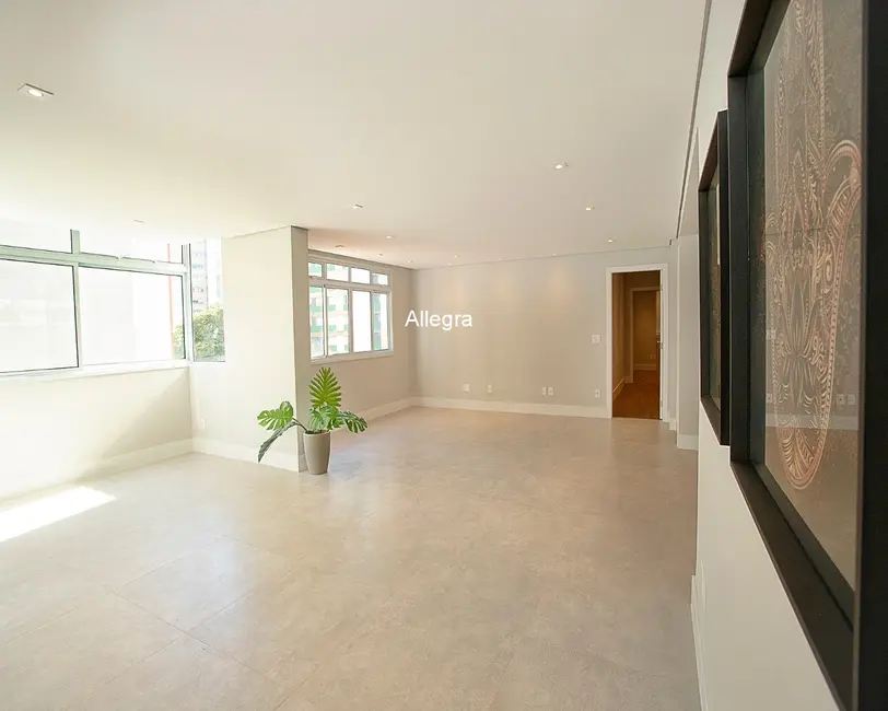 Apartamento com 3 quartos à venda, 181m2 em Jardim Paulista, São Paulo - SP - imagem 3 Foto 3 de Apartamento com 3 quartos à venda, 181m2 em Jardim Paulista, São Paulo - SP