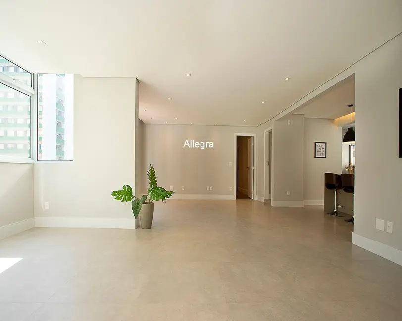 Apartamento com 3 quartos à venda, 181m2 em Jardim Paulista, São Paulo - SP - imagem 9 Foto 9 de Apartamento com 3 quartos à venda, 181m2 em Jardim Paulista, São Paulo - SP