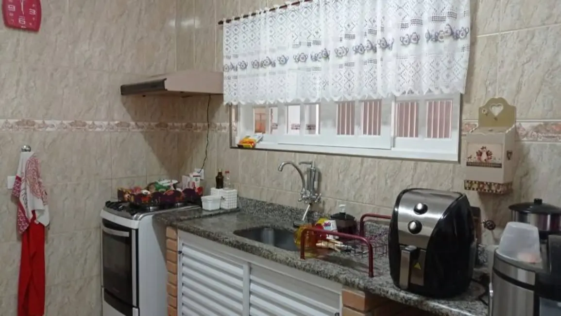 Foto 4 de Casa com 4 quartos à venda, 264m2 em Peruibe - SP