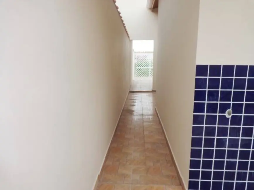 Foto 9 de Casa com 2 quartos à venda, 130m2 em Peruibe - SP