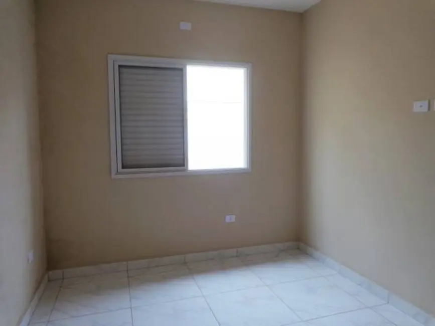 Foto 5 de Casa com 2 quartos à venda, 130m2 em Peruibe - SP