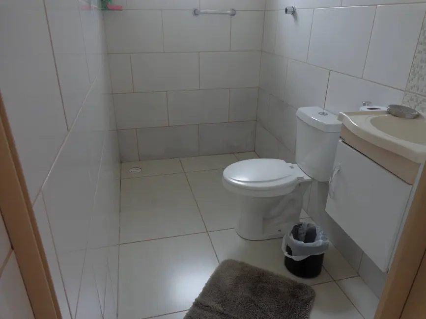 Casa com 2 quartos à venda em Peruibe - SP - imagem 7 Foto 7 de Casa com 2 quartos à venda em Peruibe - SP