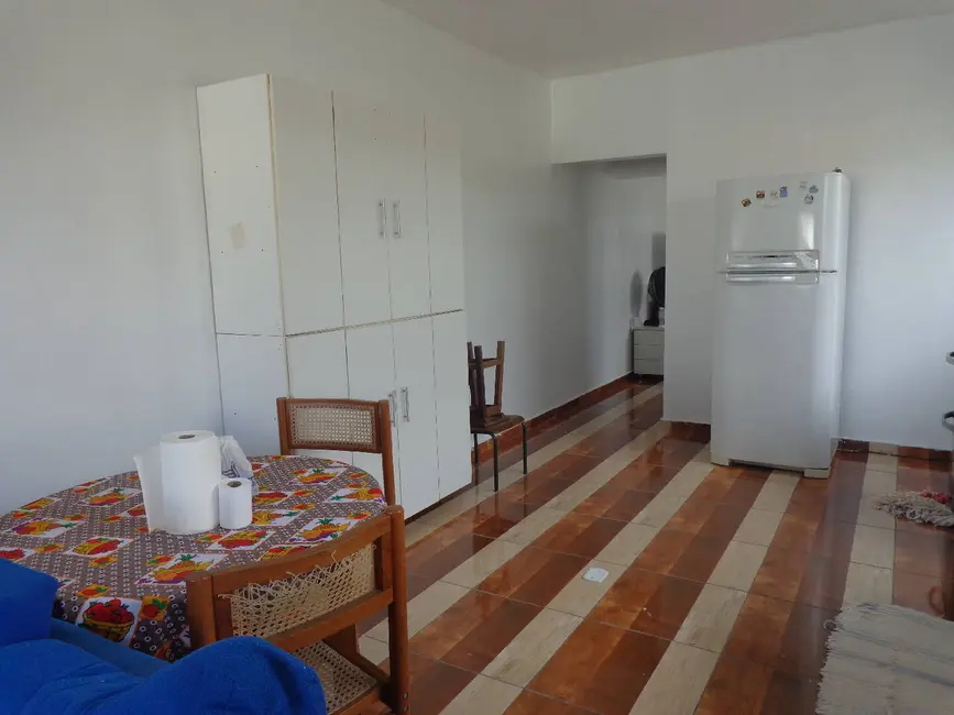 Casa com 2 quartos à venda em Peruibe - SP - imagem 2 Foto 2 de Casa com 2 quartos à venda em Peruibe - SP