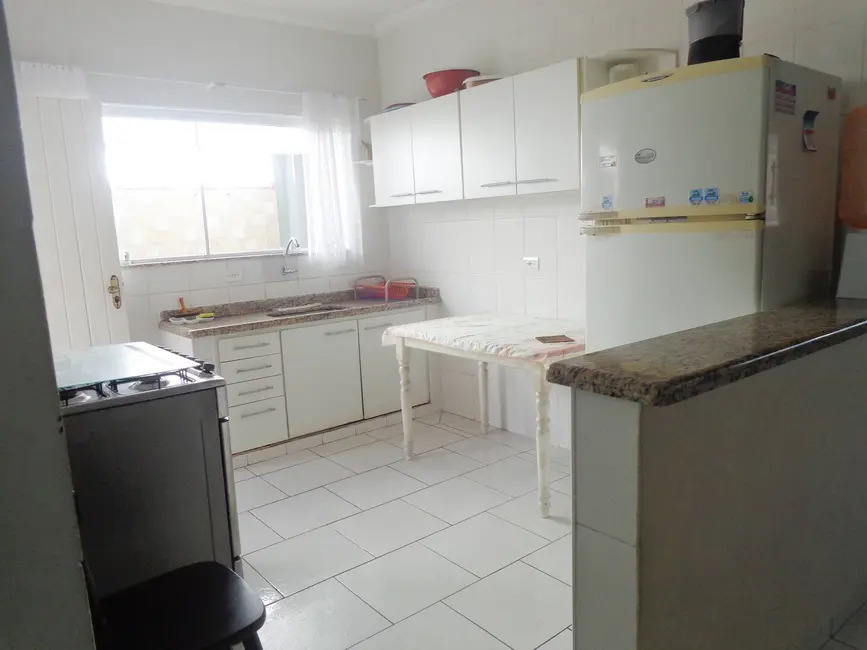 Casa com 4 quartos à venda, 286m2 em Peruibe - SP - imagem 6 Foto 6 de Casa com 4 quartos à venda, 286m2 em Peruibe - SP