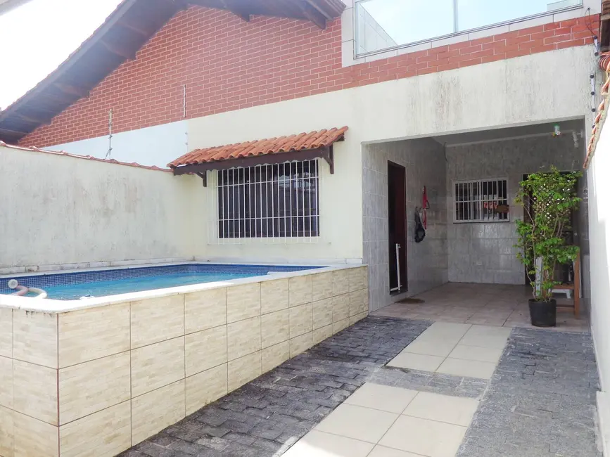 Casa com 2 quartos à venda, 168m2 em Peruibe - SP - imagem 1 Foto 1 de Casa com 2 quartos à venda, 168m2 em Peruibe - SP