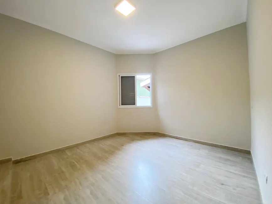 Foto 9 de Casa com 3 quartos à venda, 250m2 em Peruibe - SP