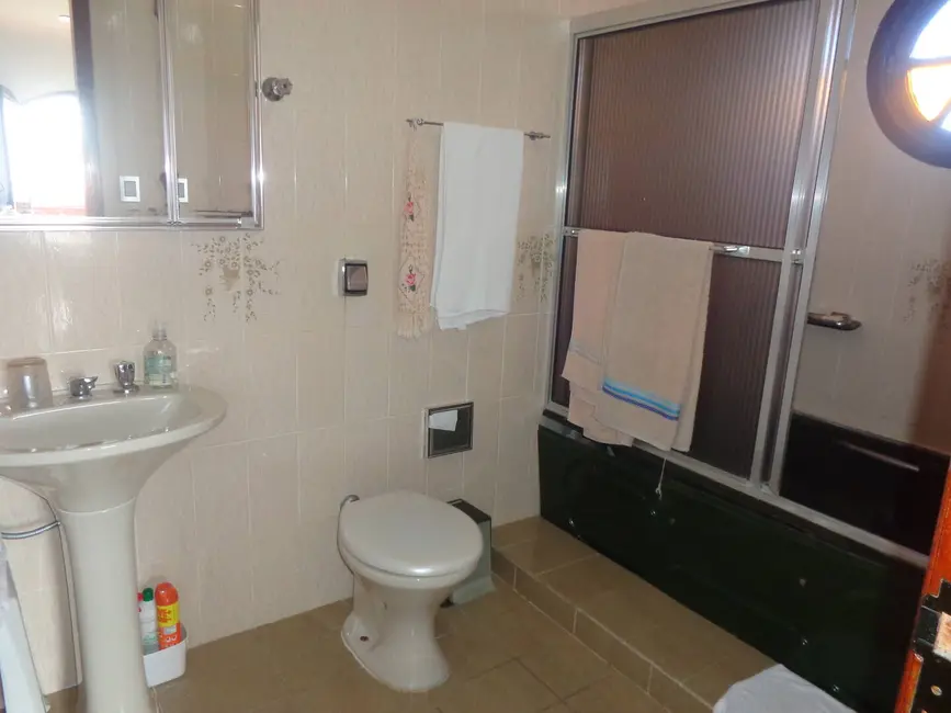 Casa com 3 quartos à venda em Peruibe - SP - imagem 9 Foto 9 de Casa com 3 quartos à venda em Peruibe - SP