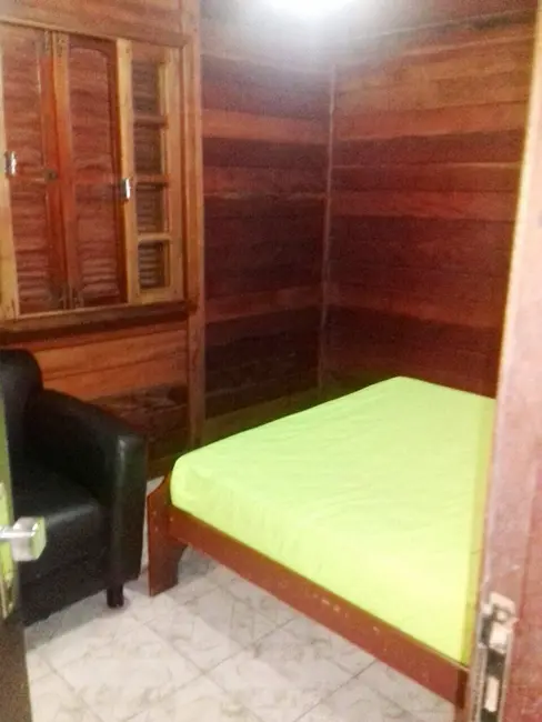 Casa com 3 quartos à venda, 250m2 em Peruibe - SP - imagem 5 Foto 5 de Casa com 3 quartos à venda, 250m2 em Peruibe - SP