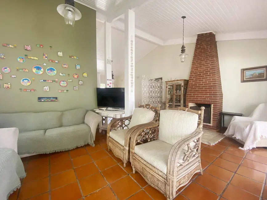 Foto 3 de Casa com 5 quartos à venda, 500m2 em Peruibe - SP