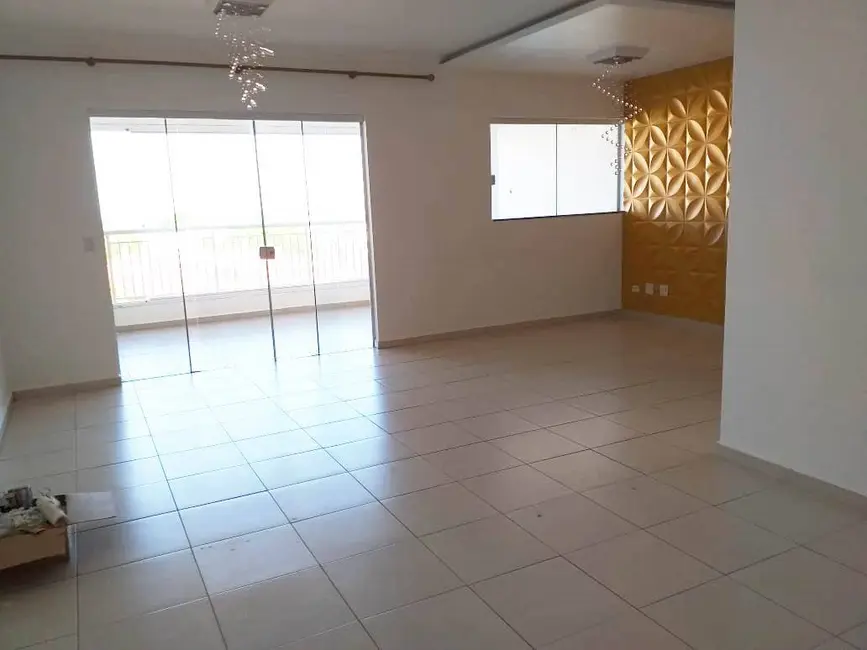 Apartamento com 3 quartos à venda, 125m2 em Centro, Peruibe - SP - imagem 4 Foto 4 de Apartamento com 3 quartos à venda, 125m2 em Centro, Peruibe - SP