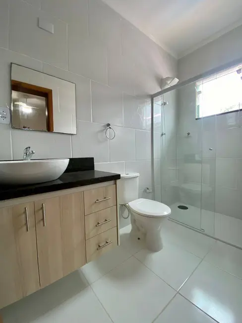 Casa com 4 quartos à venda em Peruibe - SP - imagem 9 Foto 9 de Casa com 4 quartos à venda em Peruibe - SP