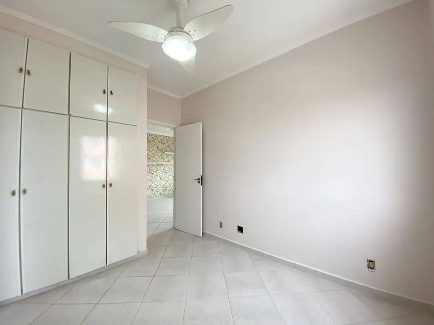 Foto 8 de Casa com 3 quartos à venda, 130m2 em Peruibe - SP