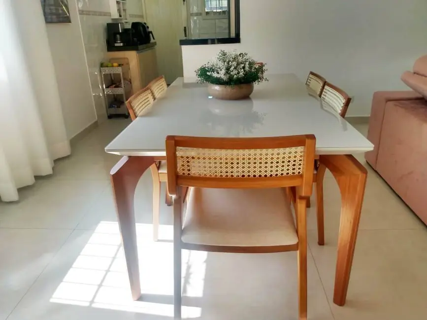 Casa com 3 quartos à venda, 313m2 em Peruibe - SP - imagem 3 Foto 3 de Casa com 3 quartos à venda, 313m2 em Peruibe - SP