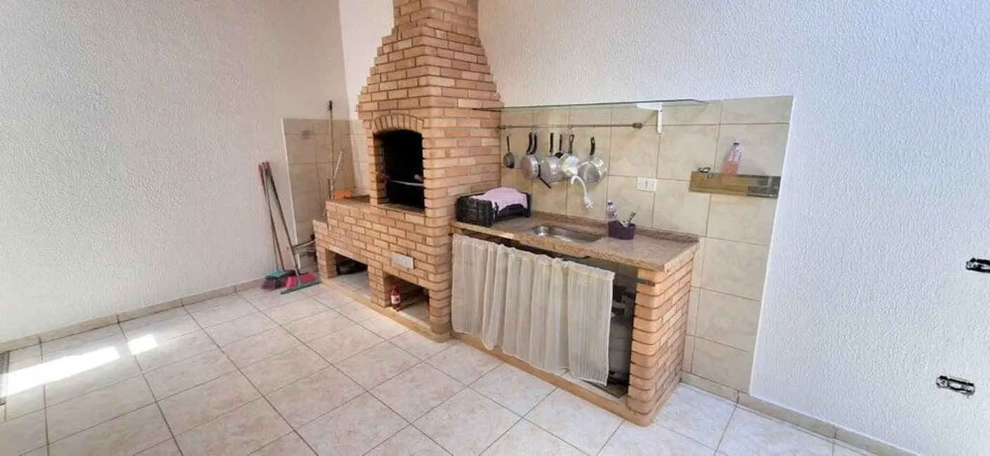 Casa com 3 quartos à venda, 250m2 em Peruibe - SP - imagem 7 Foto 7 de Casa com 3 quartos à venda, 250m2 em Peruibe - SP