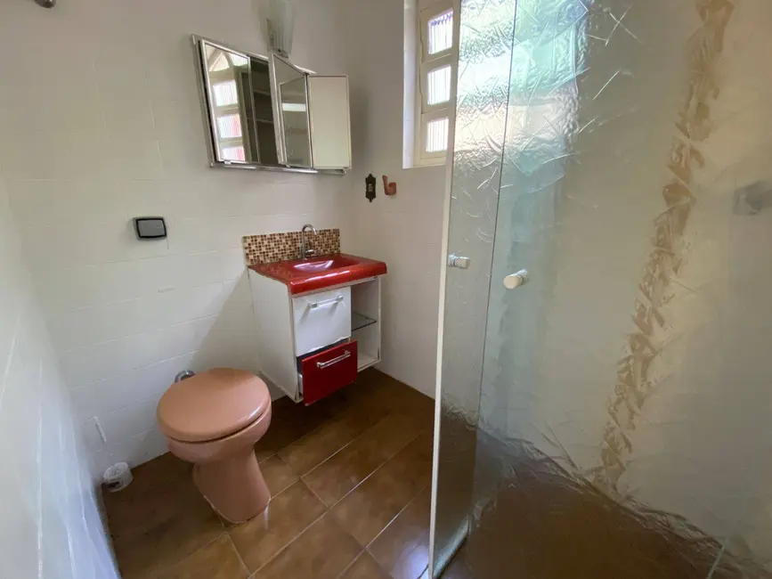 Casa com 3 quartos à venda, 250m2 em Peruibe - SP - imagem 5 Foto 5 de Casa com 3 quartos à venda, 250m2 em Peruibe - SP