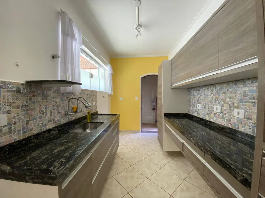 Casa com 3 quartos à venda, 250m2 em Peruibe - SP - imagem 4 Foto 4 de Casa com 3 quartos à venda, 250m2 em Peruibe - SP