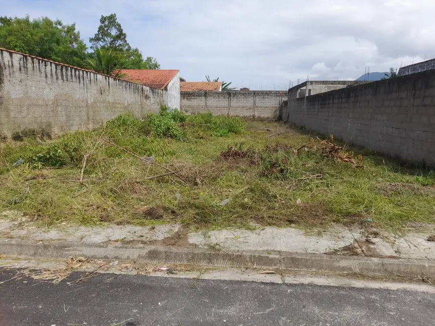 Foto 2 de Casa à venda, 372m2 em Peruibe - SP