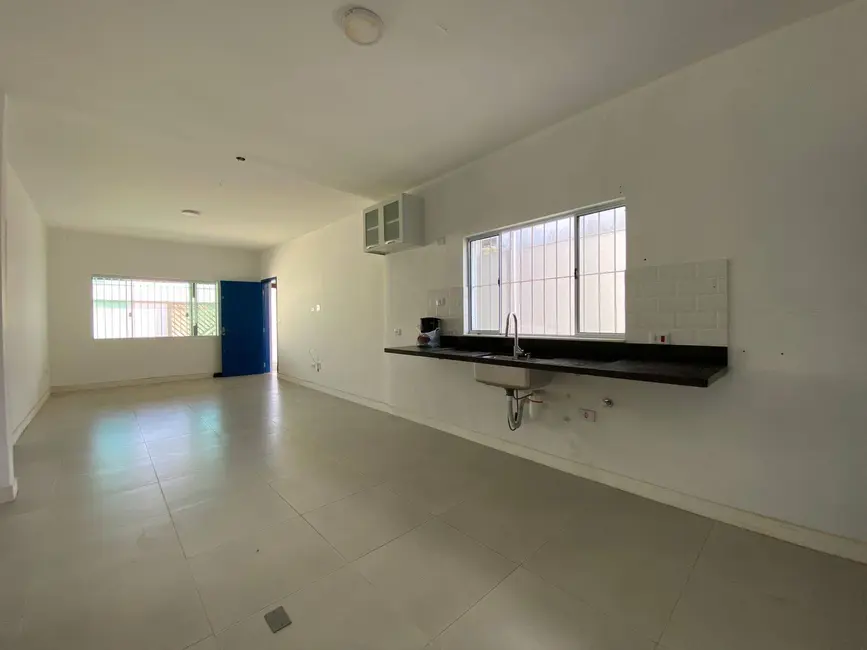 Casa com 2 quartos à venda e para alugar, 264m2 em Peruibe - SP - imagem 3 Foto 3 de Casa com 2 quartos à venda e para alugar, 264m2 em Peruibe - SP