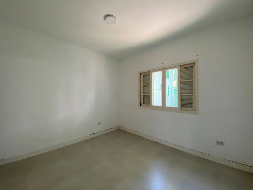 Casa com 2 quartos à venda e para alugar, 264m2 em Peruibe - SP - imagem 5 Foto 5 de Casa com 2 quartos à venda e para alugar, 264m2 em Peruibe - SP