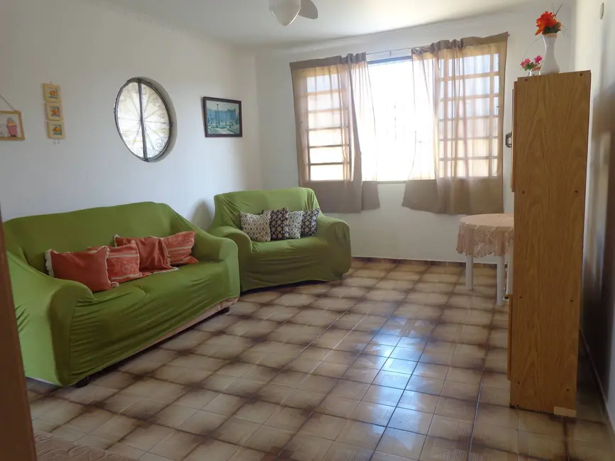 Foto 3 de Casa com 3 quartos à venda e para alugar, 265m2 em Peruibe - SP