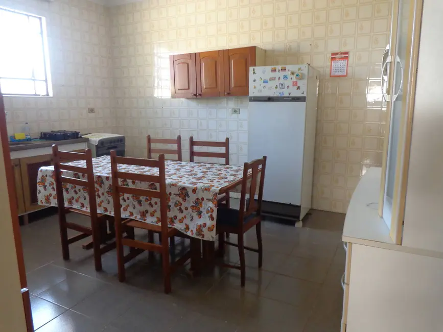 Foto 4 de Casa com 3 quartos à venda e para alugar, 265m2 em Peruibe - SP