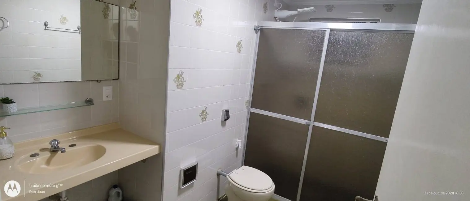 Casa com 3 quartos à venda em Peruibe - SP - imagem 5 Foto 5 de Casa com 3 quartos à venda em Peruibe - SP