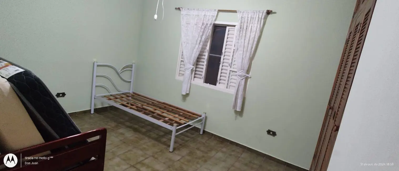 Casa com 3 quartos à venda em Peruibe - SP - imagem 8 Foto 8 de Casa com 3 quartos à venda em Peruibe - SP