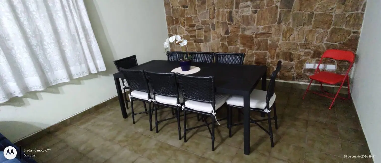 Casa com 3 quartos à venda em Peruibe - SP - imagem 3 Foto 3 de Casa com 3 quartos à venda em Peruibe - SP