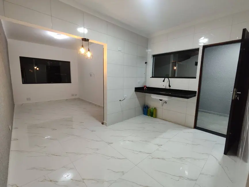 Casa com 2 quartos à venda, 180m2 em Peruibe - SP - imagem 9 Foto 9 de Casa com 2 quartos à venda, 180m2 em Peruibe - SP