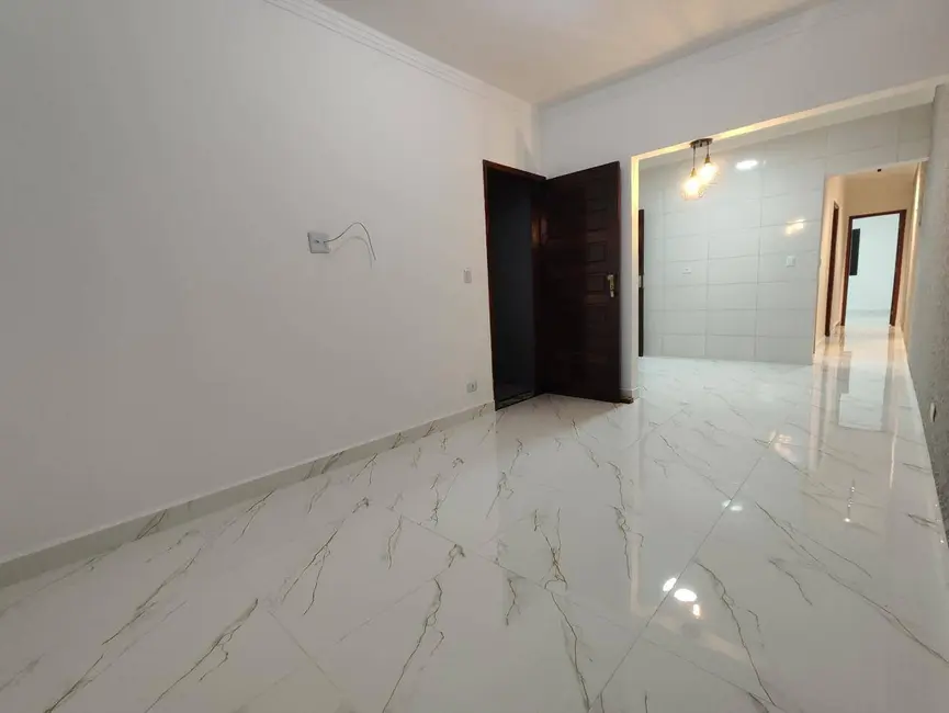 Casa com 2 quartos à venda, 180m2 em Peruibe - SP - imagem 7 Foto 7 de Casa com 2 quartos à venda, 180m2 em Peruibe - SP