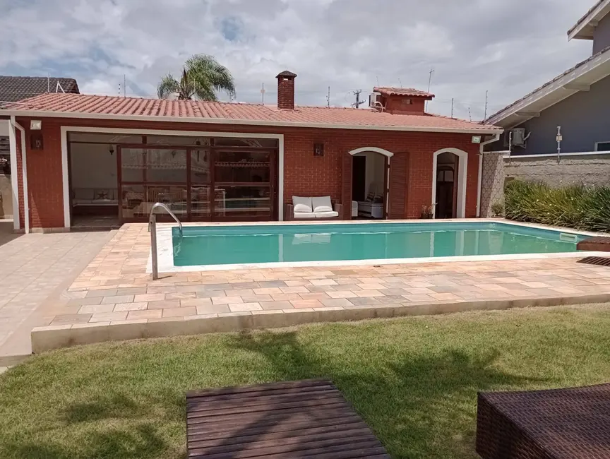 Casa com 5 quartos à venda, 520m2 em Peruibe - SP - imagem 1 Foto 1 de Casa com 5 quartos à venda, 520m2 em Peruibe - SP