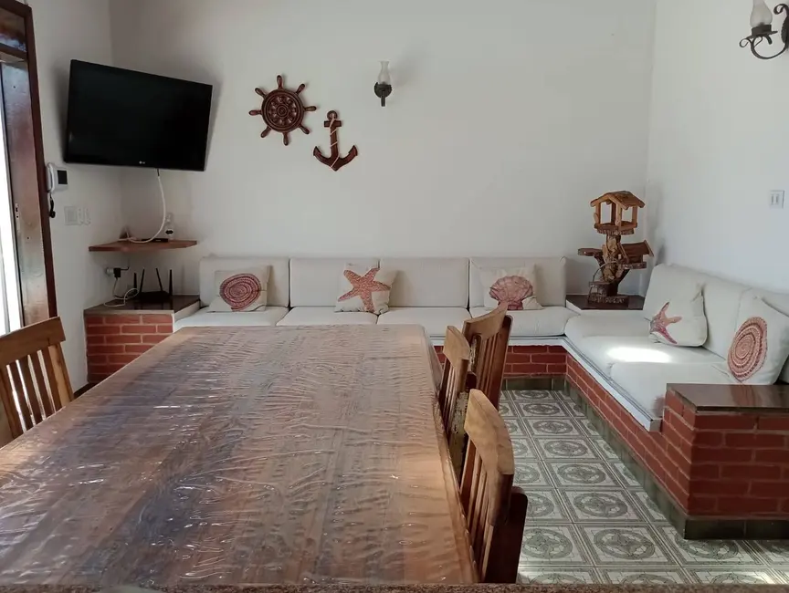 Casa com 5 quartos à venda, 520m2 em Peruibe - SP - imagem 5 Foto 5 de Casa com 5 quartos à venda, 520m2 em Peruibe - SP