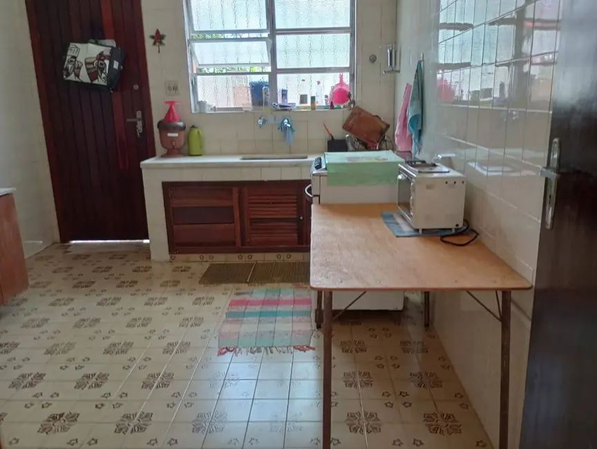 Foto 4 de Casa com 3 quartos à venda, 250m2 em Peruibe - SP