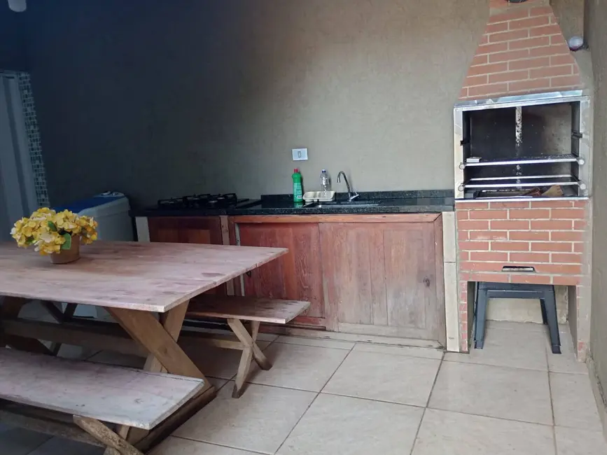 Foto 9 de Casa com 2 quartos à venda em Peruibe - SP