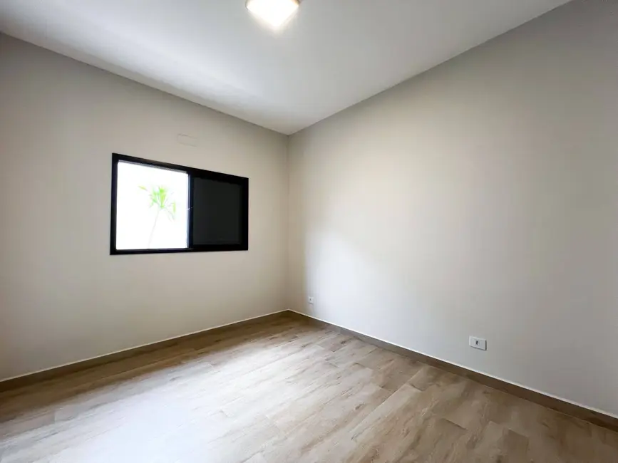 Casa com 3 quartos à venda em Peruibe - SP - imagem 8 Foto 8 de Casa com 3 quartos à venda em Peruibe - SP