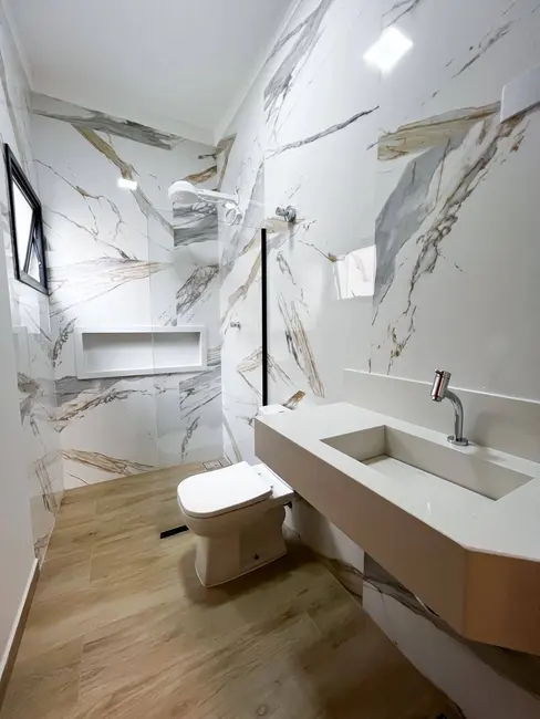 Casa com 3 quartos à venda em Peruibe - SP - imagem 6 Foto 6 de Casa com 3 quartos à venda em Peruibe - SP