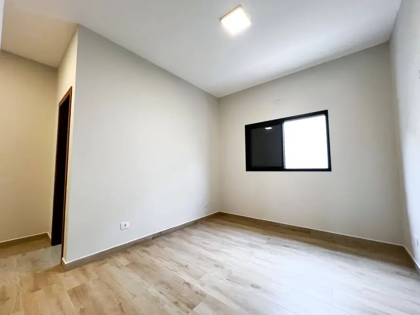 Casa com 3 quartos à venda em Peruibe - SP - imagem 7 Foto 7 de Casa com 3 quartos à venda em Peruibe - SP