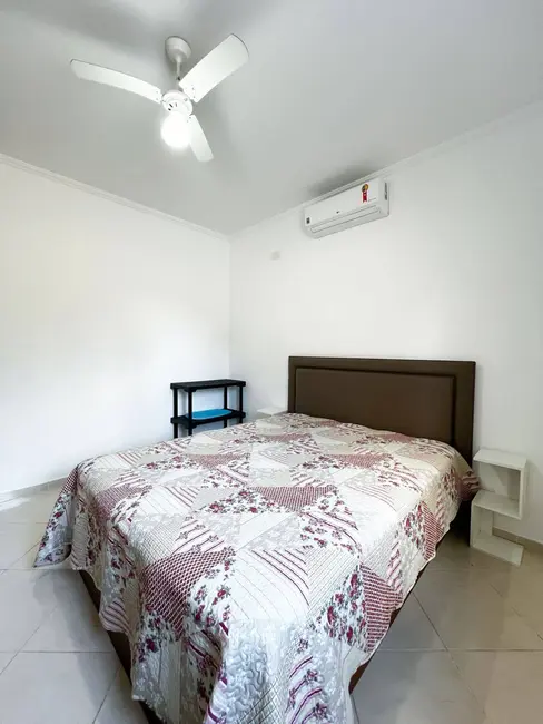 Casa com 3 quartos à venda, 287m2 em Peruibe - SP - imagem 7 Foto 7 de Casa com 3 quartos à venda, 287m2 em Peruibe - SP