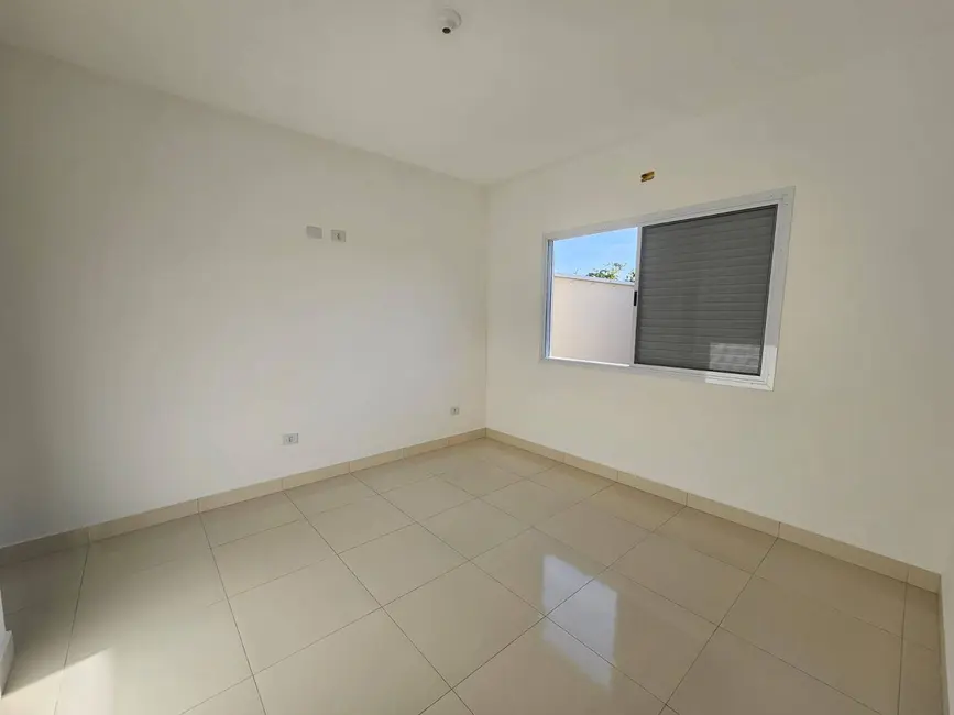Casa com 2 quartos à venda, 180m2 em Peruibe - SP - imagem 9 Foto 9 de Casa com 2 quartos à venda, 180m2 em Peruibe - SP