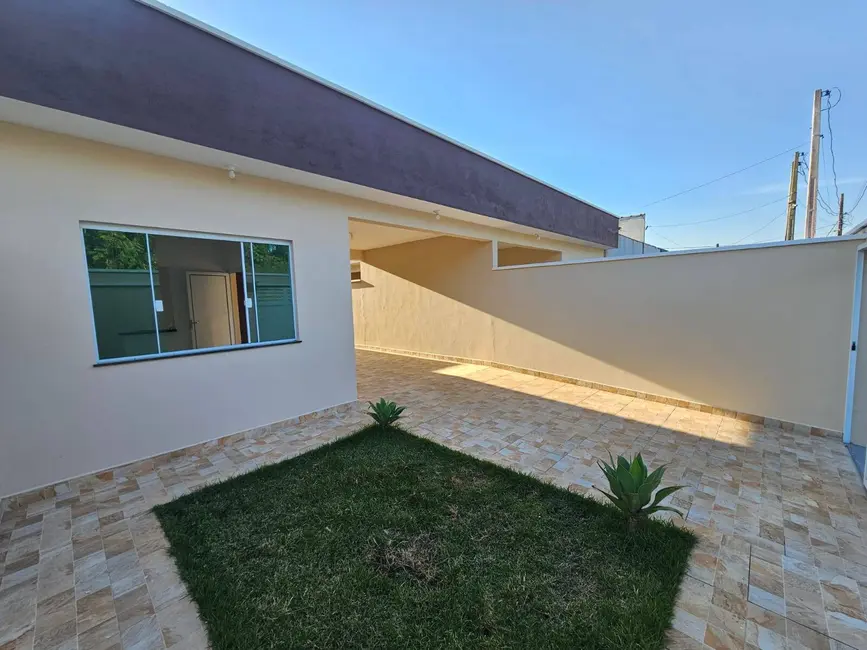 Casa com 2 quartos à venda, 180m2 em Peruibe - SP - imagem 2 Foto 2 de Casa com 2 quartos à venda, 180m2 em Peruibe - SP